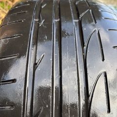 2x Tyres  Bridgestone 225/40/19 RFT ( run flat Tyres) original BMW