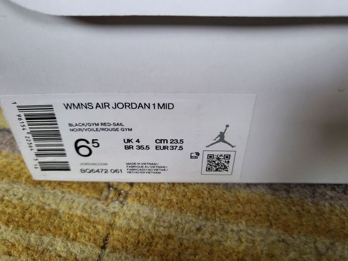 Nike Jordans size 4UK
