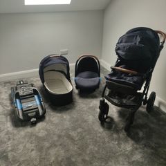 Venicci travel system