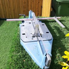 tile cutter