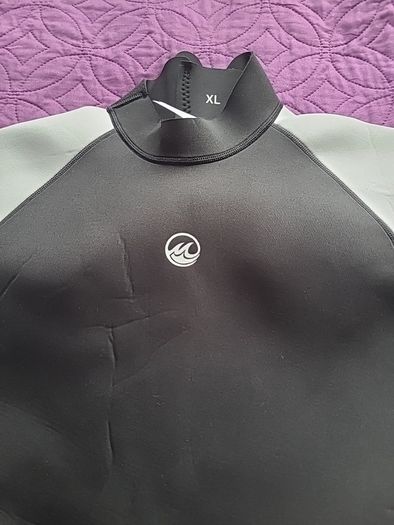 Brand new mens wetsuit