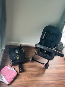 Doona X car seat stroller WITH BASE
