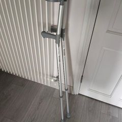 Light weight Crutches