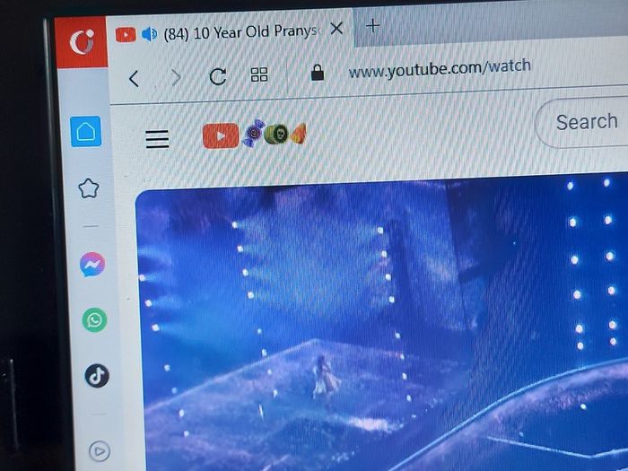 emachines E732 Series 15. inch Laptop, Model ZRDB, Intel Pentium CPU P6200, 2.13GHz, 3GB Ram, 218GB SSD, Windows 7, 64bit, Firefox, Opera, Chrome and VLC