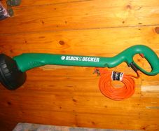 grass trimmer