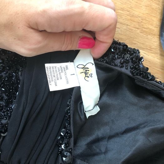 Occasion black backless number