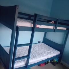 Bunk beds (incl 1 mattress)