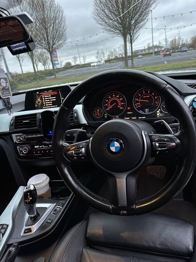 BMW 330e M Sport 2016