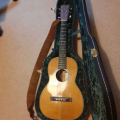 Martin Custom Shop mini guitar
