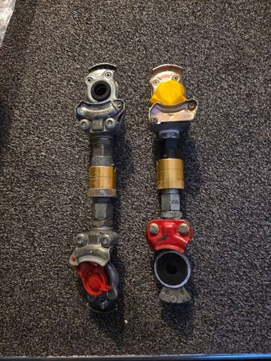 2 HGV Continental Air Brake Coupling Adaptors  Trucks & Terbergs