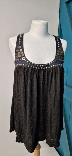 Warehouse top size 10