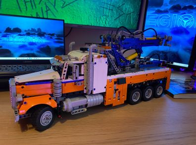 Lego technics 42128 Heavy Duty Tow Truck