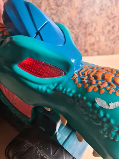 hot wheels CAR CHOMPIN MEGA WREX monster truck with lights and sounds