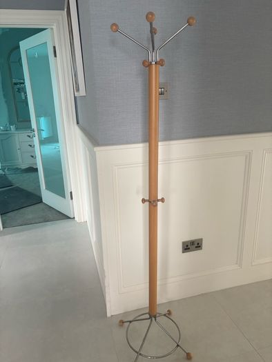 Coat stand