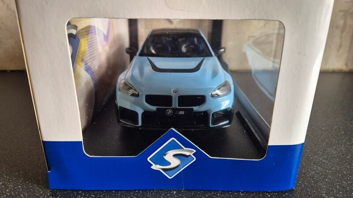 BMW M2 1:18 model car