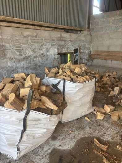 Tonne bag of sticks