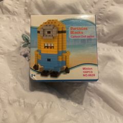100 piece minion/ particles blocks