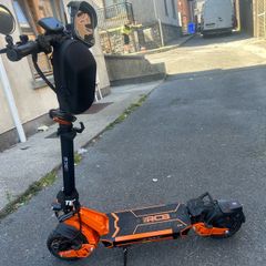 RCB D7 scooter for sale, only 4 months old!