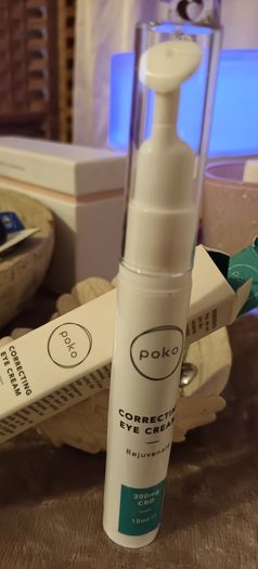 Poko eye correcting cream