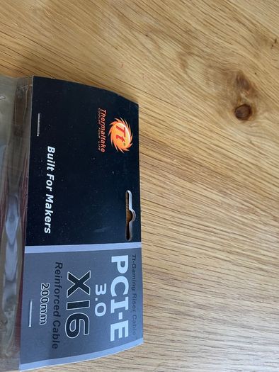 Thermaltake PCI-E 3.0 X16 Riser Flexible Cable Black 200mm