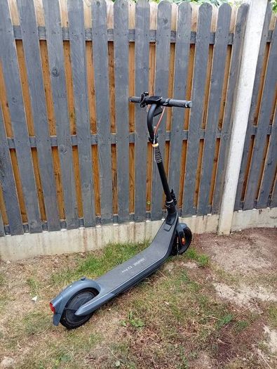 Ninebot E2 Pro Scooter