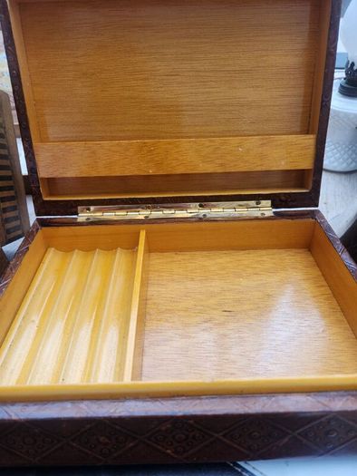 Cigar /cigarette boxes