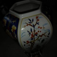 Oriental Panda vase 20 cm. tall
