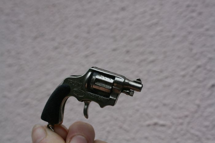 Vintage Miniature Toy Diecast Metal & Plastic Revolver Pistol
