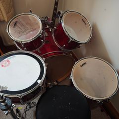 2010 Gretsch Catalina Club Red Sparkle 5-piece + hardware + bags