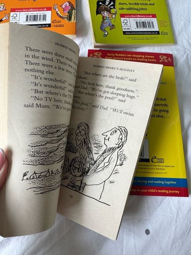 Horrid Henry by Francesca Simon Bundle of four books Paperbacks
