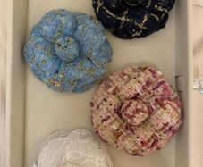 Flowers brooches
