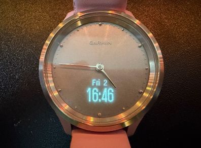Garmin Vivomove 3S hybrid smartwatch/ activity tracker in pink