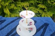 3 tiers china rose cake stand possible to post