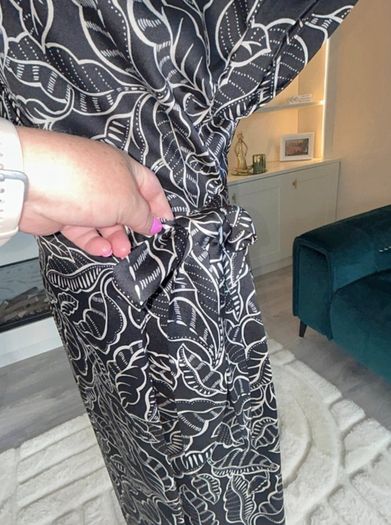 Ladies Short-sleeved Black and White Wrap Shirt Dress from Mango