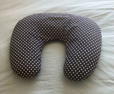 breastfeeding pillow