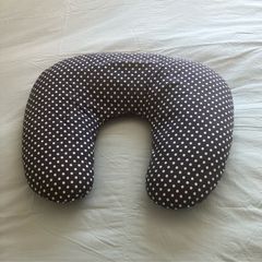 breastfeeding pillow