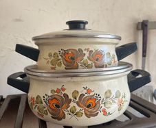 Vintage enamel saucepans 70's