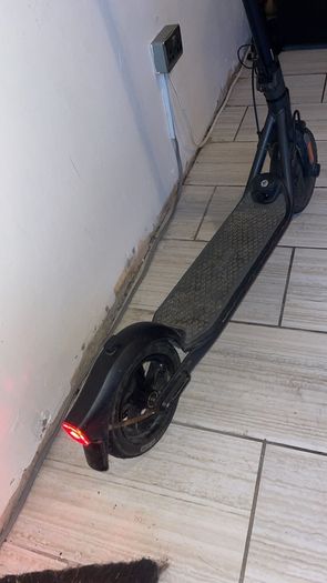Ninebot F25E e-scooter