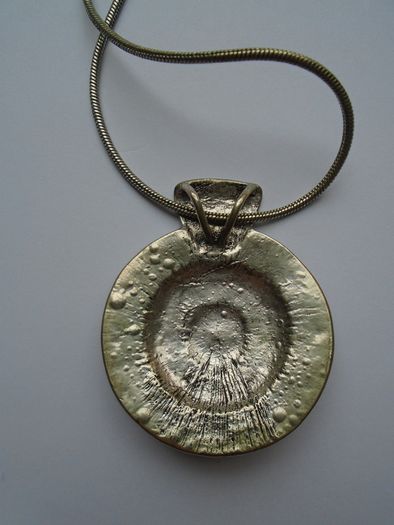 Pendant, Jewellery, Statement pendant. Chain, Necklace.
