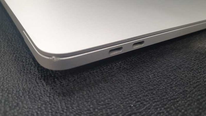 MacBook Pro 13-inch 2020 - Apple M1 | 16GB RAM | 500GB SSD | Retina Display
