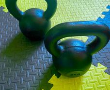 Cast iron kettlebells