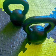 Cast iron kettlebells