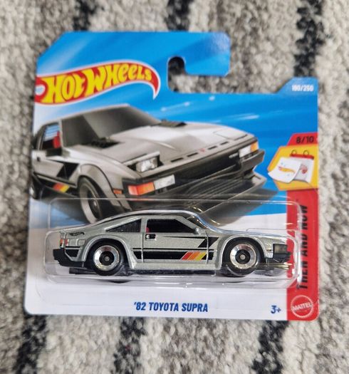 Hot Wheels - 82 Toyota Supra