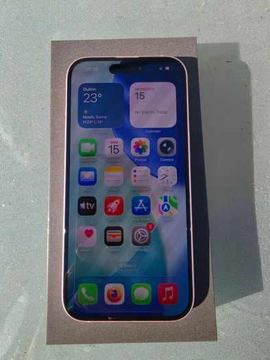 iphone 15 pink 128GB sim free