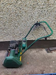 Qualcast classic 35s cylinder lawnmower