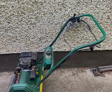 Qualcast classic 35s cylinder lawnmower