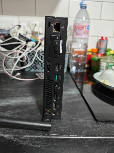 Asus ultra small pc i5 9500T- 16 gb ram -256 nvme