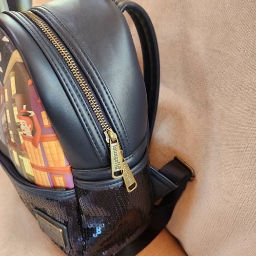Loungefly backpack (new)