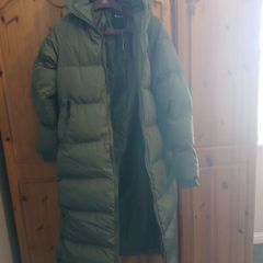 Women's long puffer coat new with tags size 10