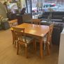 table and 4 chairs Image 2